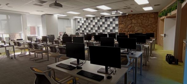 Aprendizaje de habilidades tecnológicas y el desarrollo de competencias digitales.